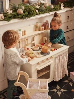 Cuisinette équipée Avec Rideau - En Bois FSC® Multicolore - Vertbaudet 11 Cuisinette équipée Avec Rideau - En Bois FSC® Multicolore - Vertbaudet -Produits Pour Bébé Soldes cuisinette equipee avec rideau en bois fsc 3