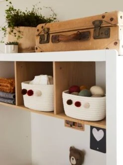 Lot De 2 Paniers En Corde à Pompons Beige - Vertbaudet -Produits Pour Bébé Soldes lot de 2 paniers en corde a pompons 3